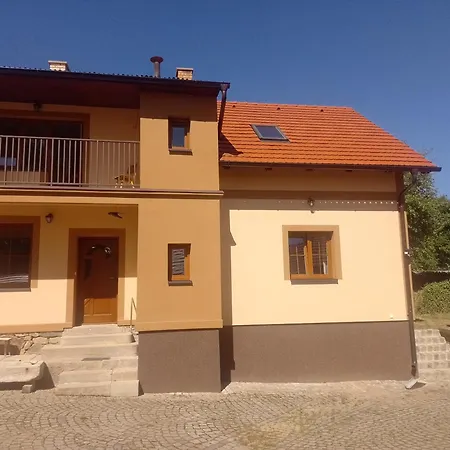 2 - Cely Dum Villa